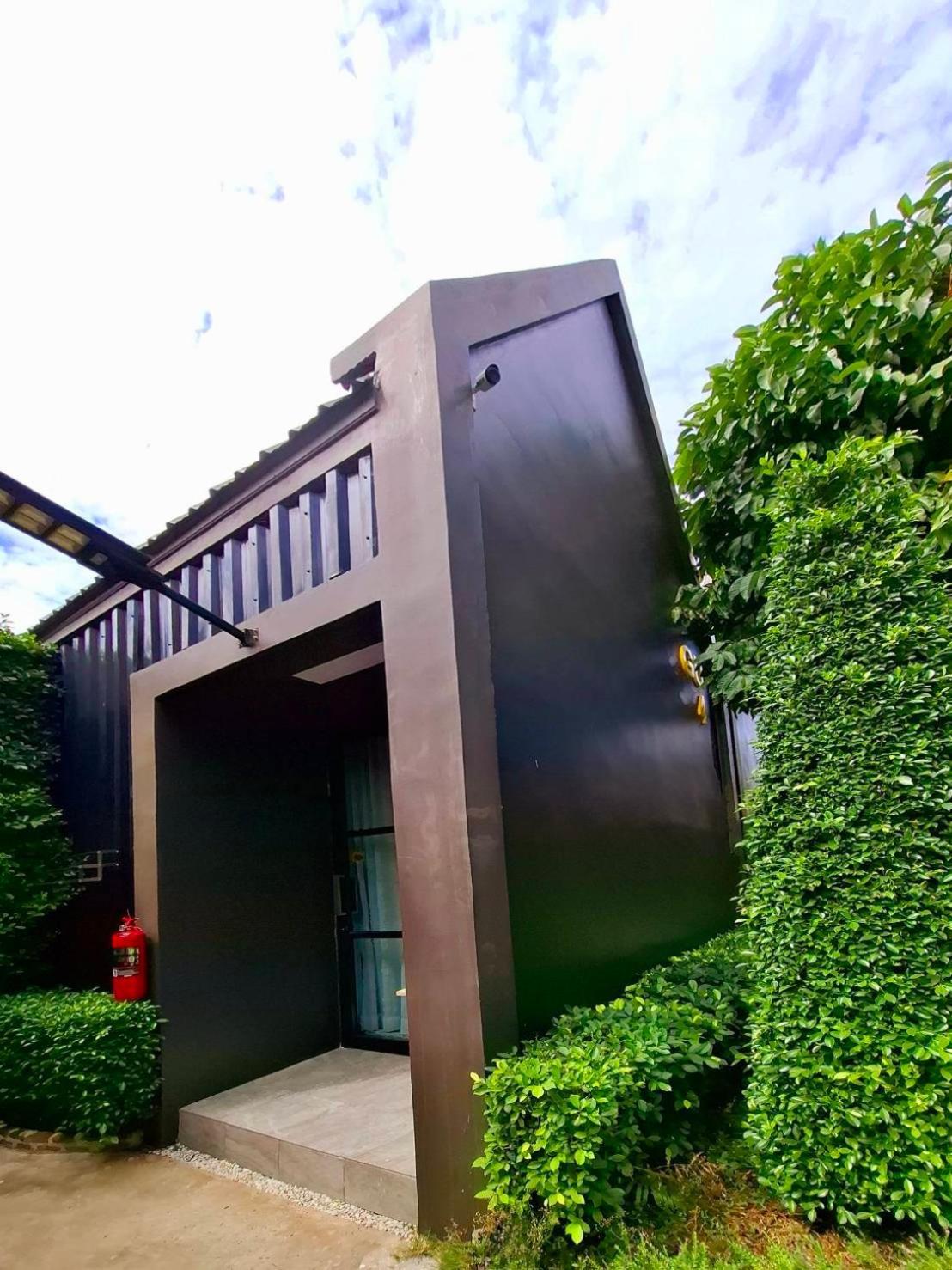 Sawasdee​ Buriram​ Resort Exteriör bild