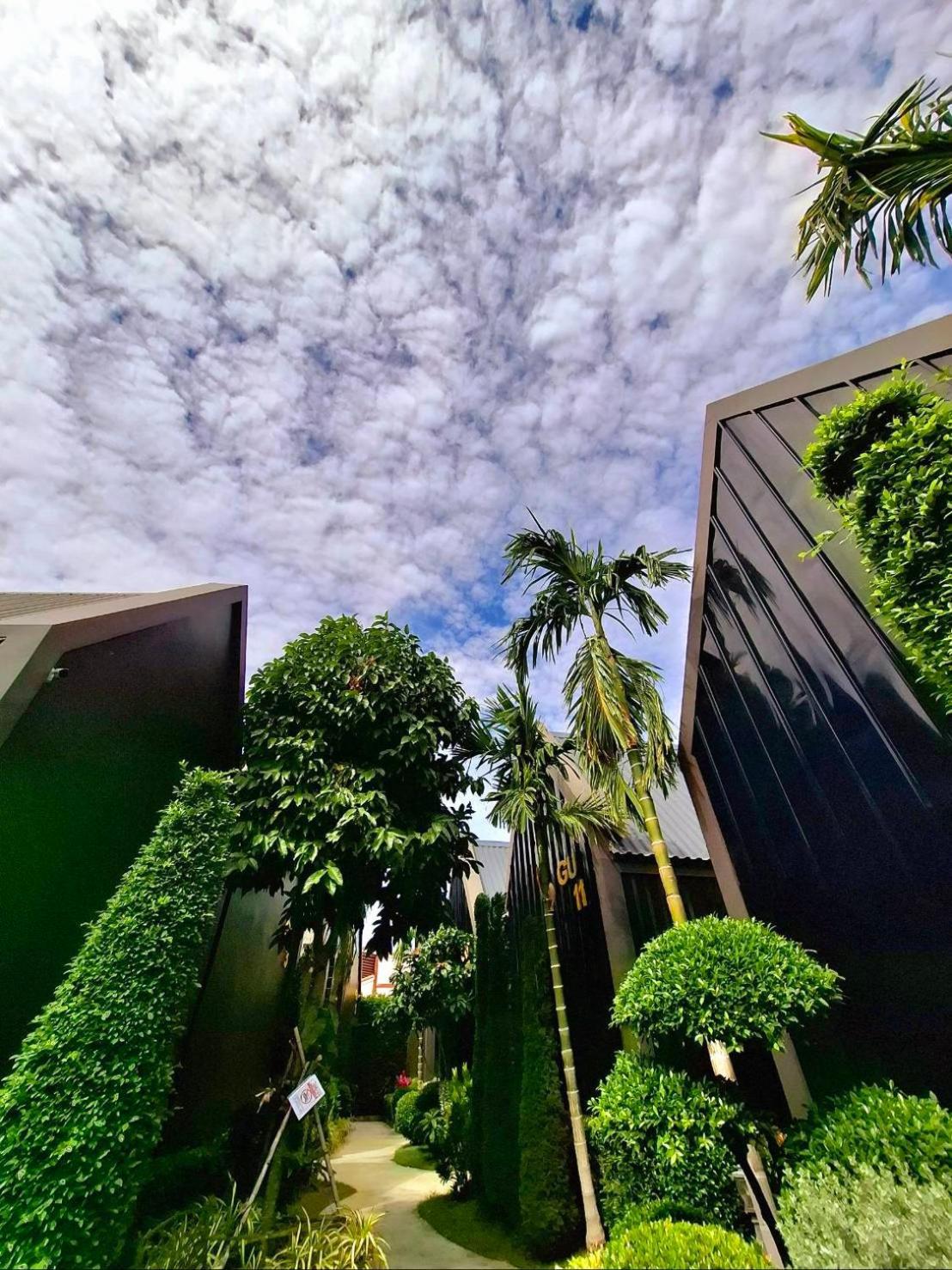 Sawasdee​ Buriram​ Resort Exteriör bild