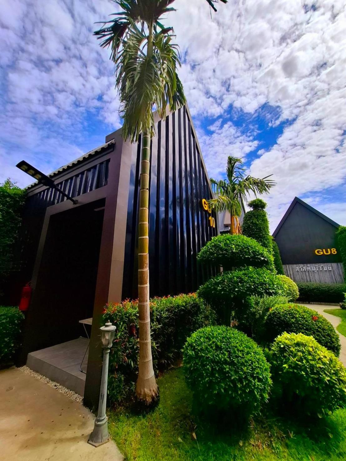 Sawasdee​ Buriram​ Resort Exteriör bild